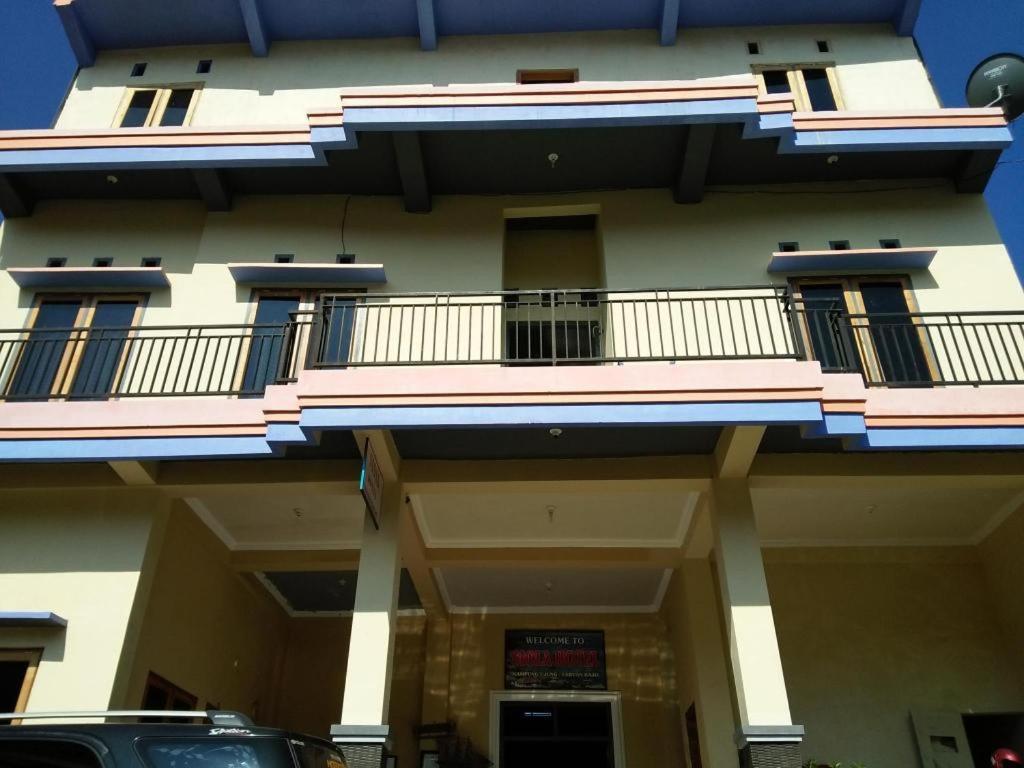 Siola Hotel 纳闽巴霍 外观 照片