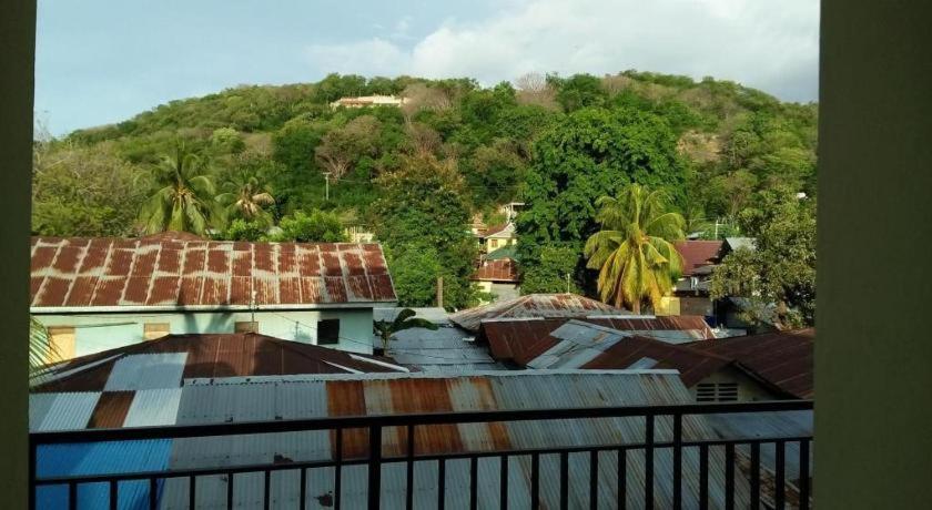 Siola Hotel 纳闽巴霍 外观 照片